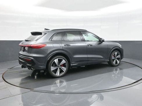 New 2026 Audi SQ5 Premium Plus AWD/4WD image 7