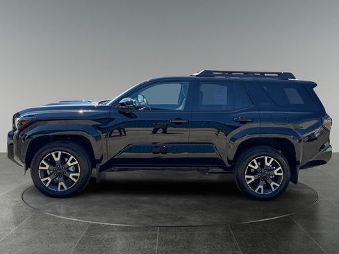 Used 2025 Toyota 4Runner TRD Sport Premium AWD/4WD image 5