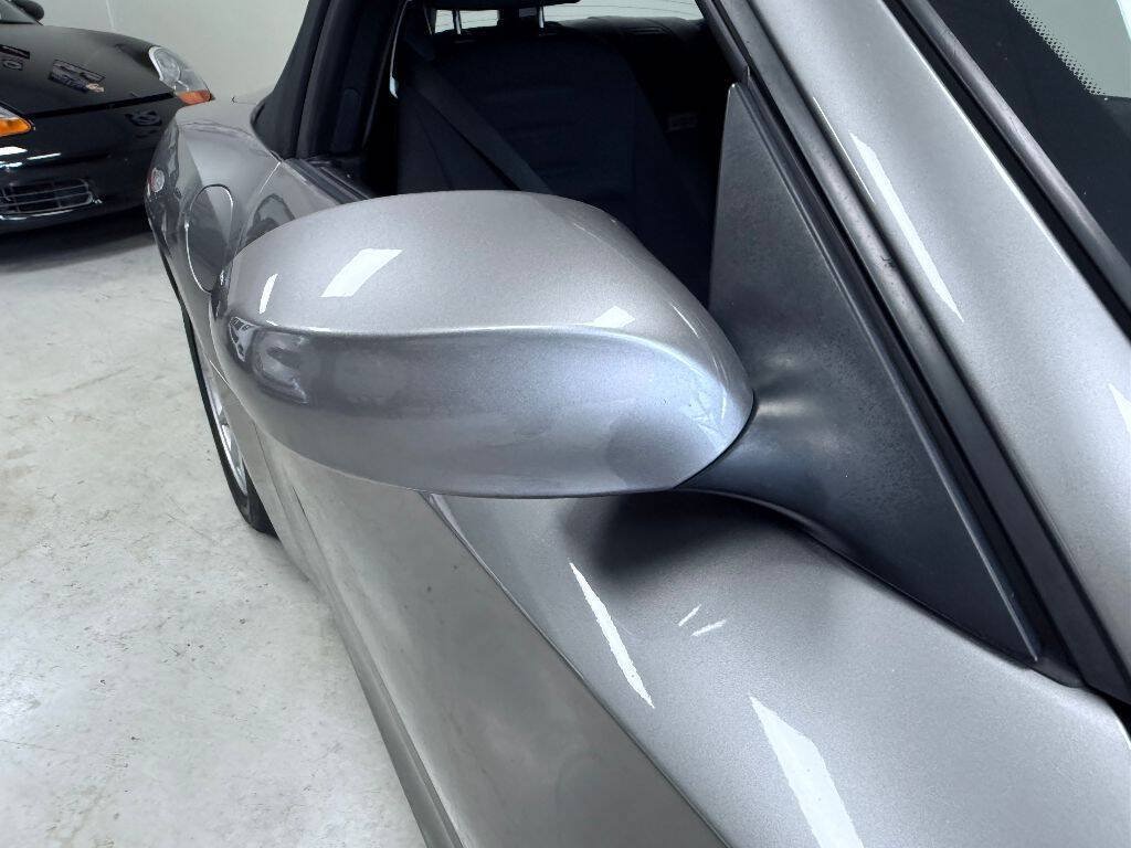 Used 2003 BMW Z4 2.5i RWD image 17