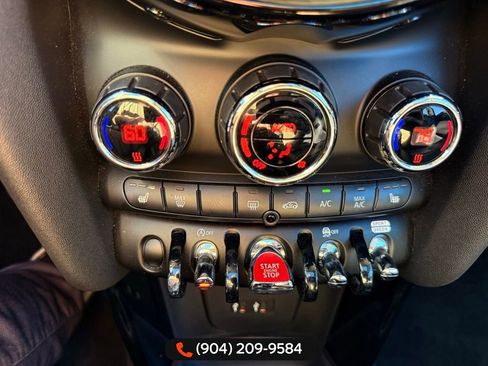 Used 2019 MINI Cooper S w/ Premium Package image 30