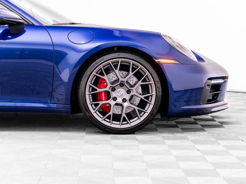 Certified 2023 Porsche 911 Carrera 4S AWD/4WD image 39