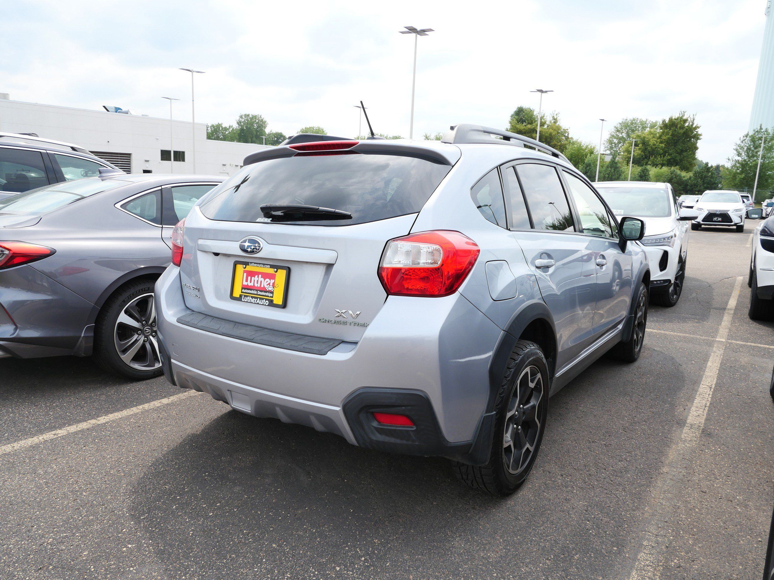Used 2014 Subaru Crosstrek 2.0i Limited AWD/4WD image 7