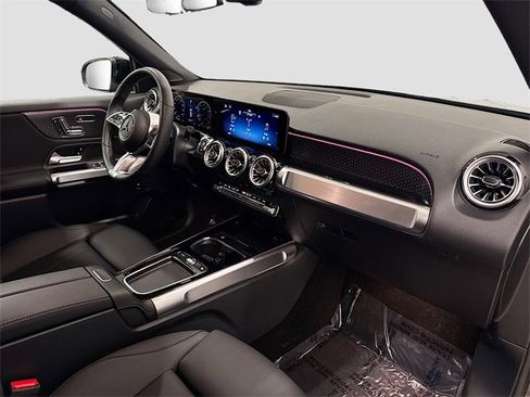 Certified 2025 Mercedes-Benz GLB 250 4MATIC image 29