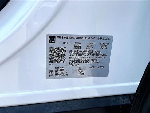 Used 2025 Chevrolet Equinox LT AWD/4WD image 38