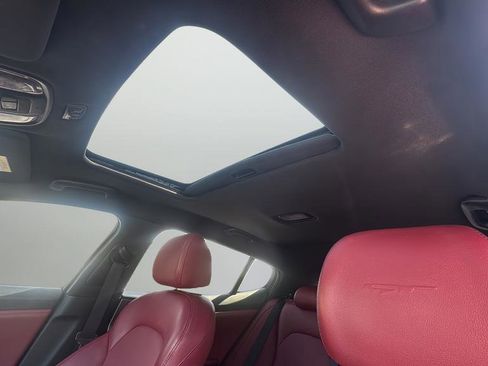 Used 2019 Kia Stinger GT RWD image 18