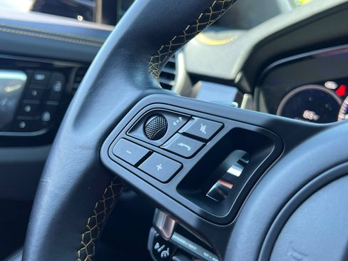Used 2023 Porsche Cayenne Turbo GT AWD/4WD image 27