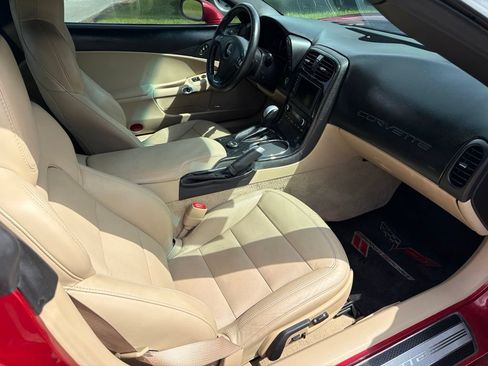 Used 2012 Chevrolet Corvette Grand Sport w/ 3LT Preferred Equipment Group RWD image 10