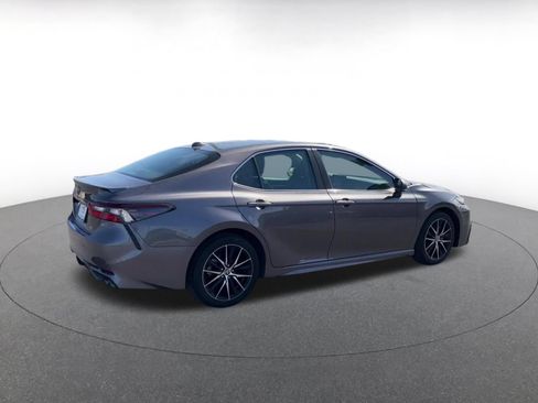 Used 2024 Toyota Camry SE FWD image 15