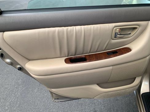 Used 2000 Toyota Avalon XLS image 21