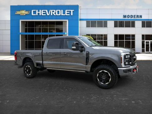Used 2025 Ford F250 Lariat w/ Lariat Ultimate Package AWD/4WD image 6