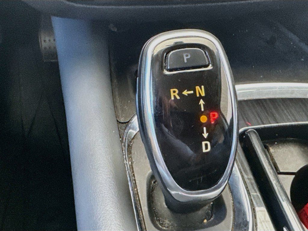 Used 2018 Buick Enclave Essence FWD image 20