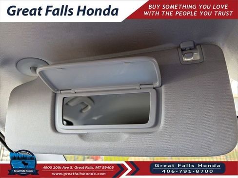 Used 2025 Chevrolet TrailBlazer LT AWD/4WD image 47