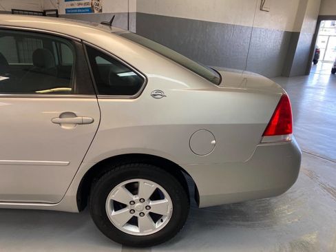Used 2006 Chevrolet Impala LT w/ Preferred Equipment Group FWD image 13