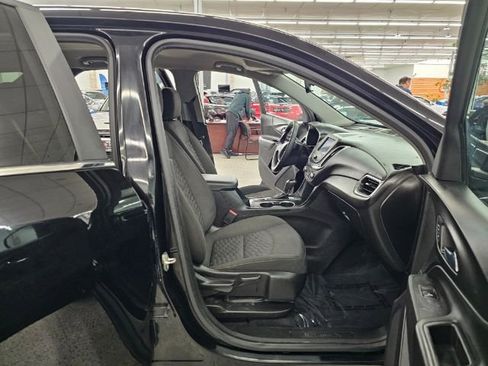 Used 2021 Chevrolet Equinox LT image 31