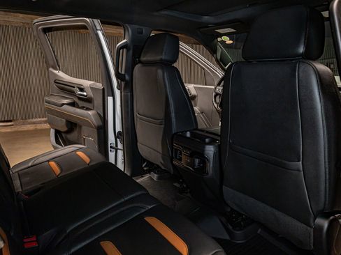 Used 2023 GMC Sierra 1500 AT4 w/ AT4 Premium Package image 26