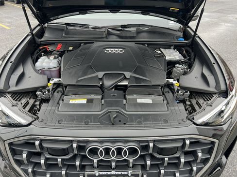 Used 2025 Audi Q8 Premium Plus image 28