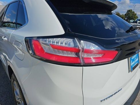 Used 2022 Ford Edge Titanium image 33