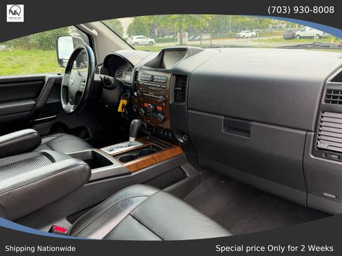 Used 2011 Nissan Titan SL w/ SL Technology Pkg AWD/4WD image 16