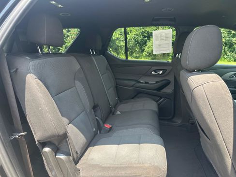 Used 2023 Chevrolet Traverse LT AWD/4WD image 22