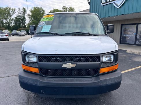 Used 2014 Chevrolet Express 3500 Extended image 8