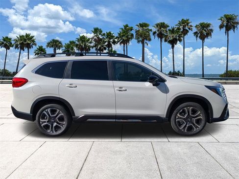 Certified 2026 Subaru Ascent Limited image 3