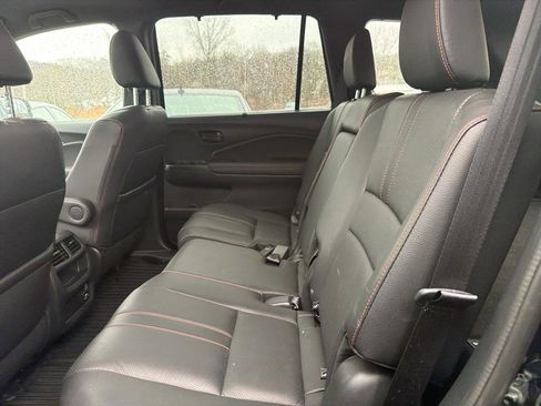 Used 2023 Honda Passport TrailSport image 21