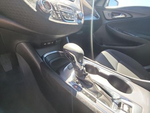 Used 2023 Chevrolet Malibu LT FWD image 15