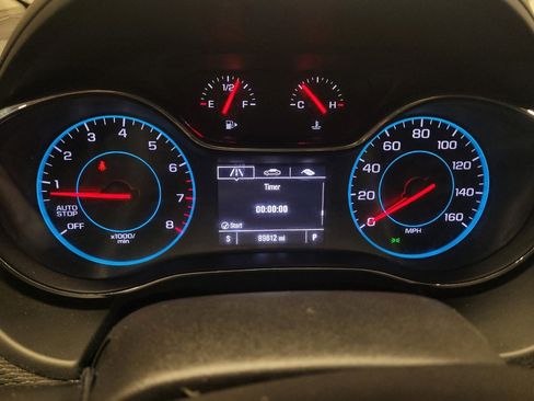 Used 2017 Chevrolet Cruze LT image 23