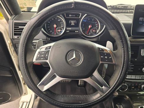 Used 2018 Mercedes-Benz G 550 Squared image 15