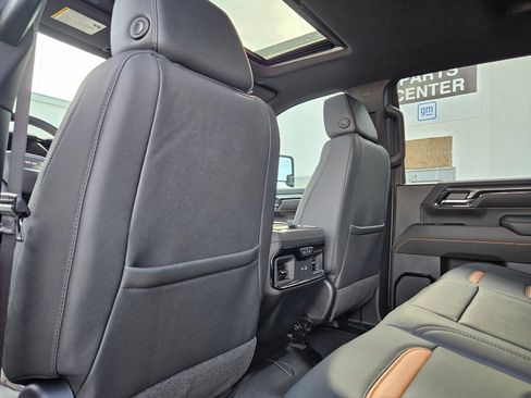 New 2026 GMC Sierra 2500 AT4 image 25