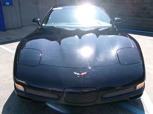Used 2001 Chevrolet Corvette Z06 RWD image 2