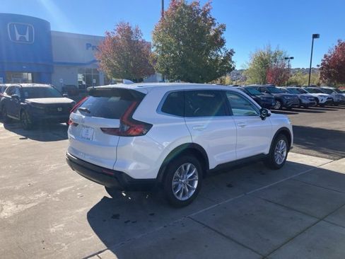 Certified 2025 Honda CR-V EX image 6