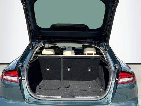 Used 2023 Kia Stinger GT2 image 12