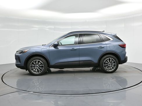 New 2025 Ford Escape Base w/ PHEV Premium Package image 33