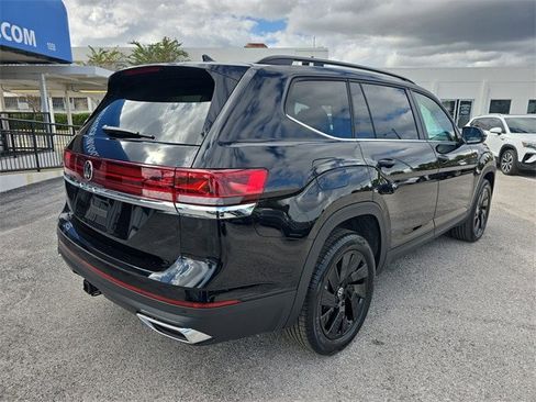 New 2026 Volkswagen Atlas SE image 3