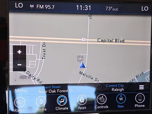 Used 2018 Chrysler Pacifica Limited FWD image 22