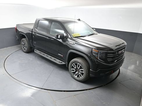New 2026 GMC Sierra 1500 AT4 w/ AT4 Premium Package AWD/4WD image 41
