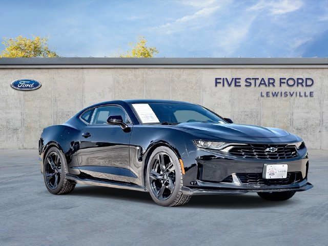 Used 2022 Chevrolet Camaro LT RWD image 1