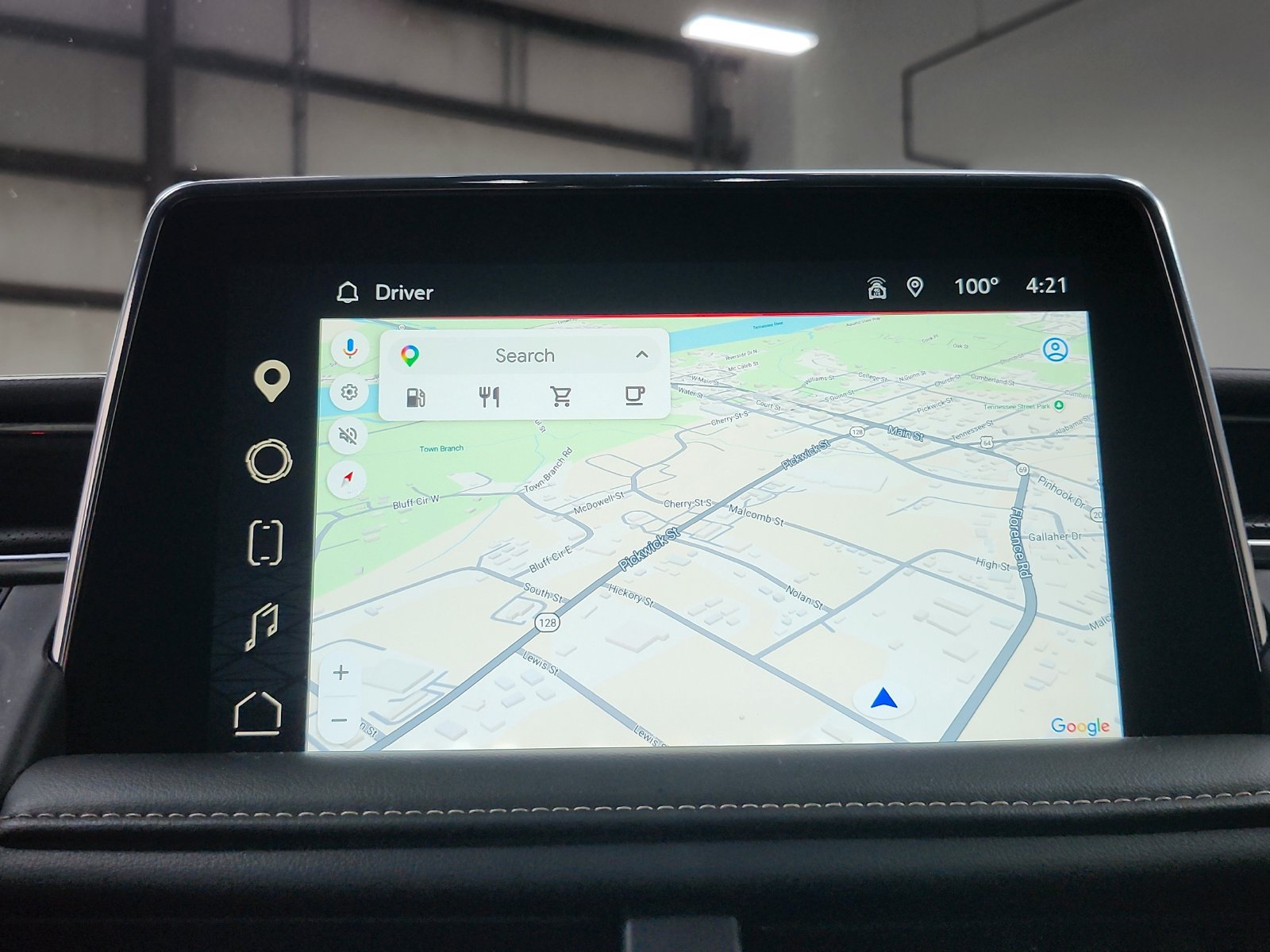 Used 2023 GMC Yukon SLT RWD image 16