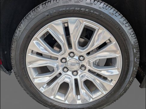 Used 2020 GMC Sierra 1500 Denali w/ Denali Ultimate Package AWD/4WD image 25