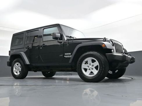 Used 2017 Jeep Wrangler Unlimited Sport w/ Quick Order Package 24S image 29