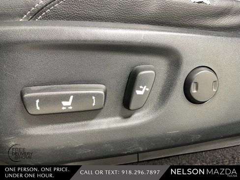 Used 2015 Toyota 4Runner Limited image 21