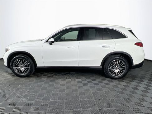 Certified 2024 Mercedes-Benz GLC 300 4MATIC image 3