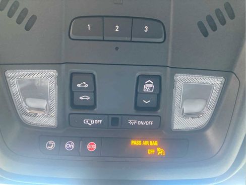 Used 2025 Cadillac XT5 Premium Luxury image 24