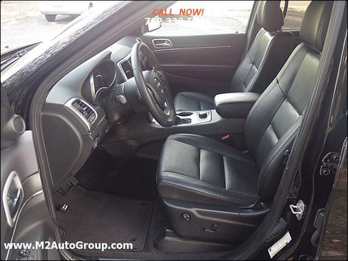 Used 2018 Jeep Grand Cherokee Limited image 11