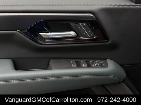 New 2026 GMC Yukon XL AT4 w/ AT4 Premium Package AWD/4WD image 21