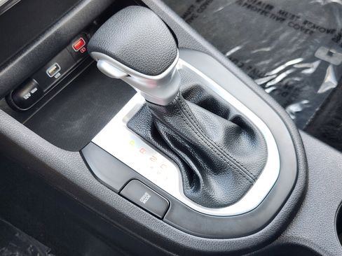 Used 2024 Kia Forte LXS FWD image 22