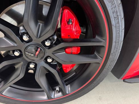 Used 2019 Chevrolet Corvette Stingray Convertible w/ 2LT Preferred Equipment Group RWD image 31