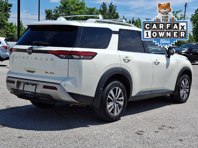 Used 2023 Nissan Pathfinder SL AWD/4WD image 9