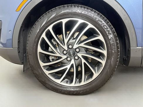 Used 2019 Lincoln Nautilus Reserve AWD/4WD image 41